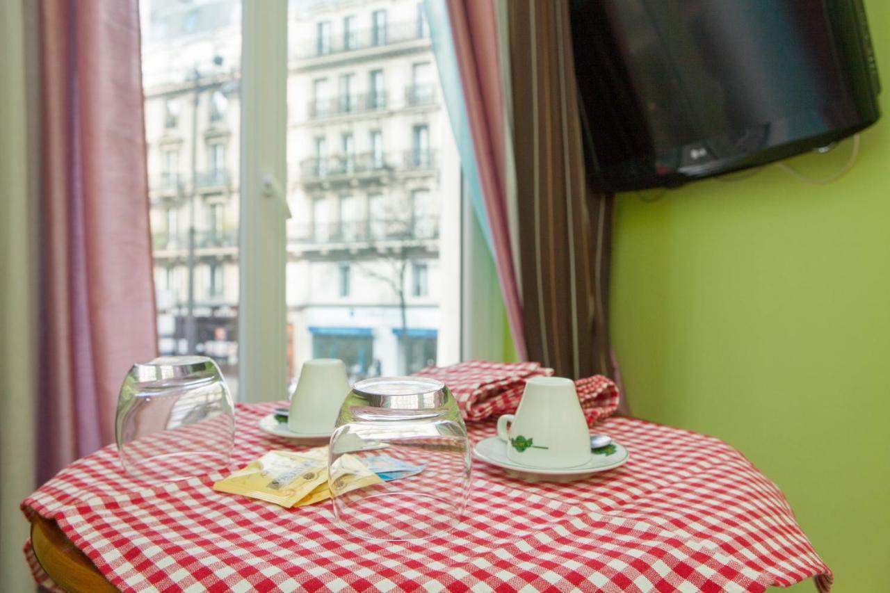 Bed and Breakfast Club246 Paris Saint Martin Экстерьер фото